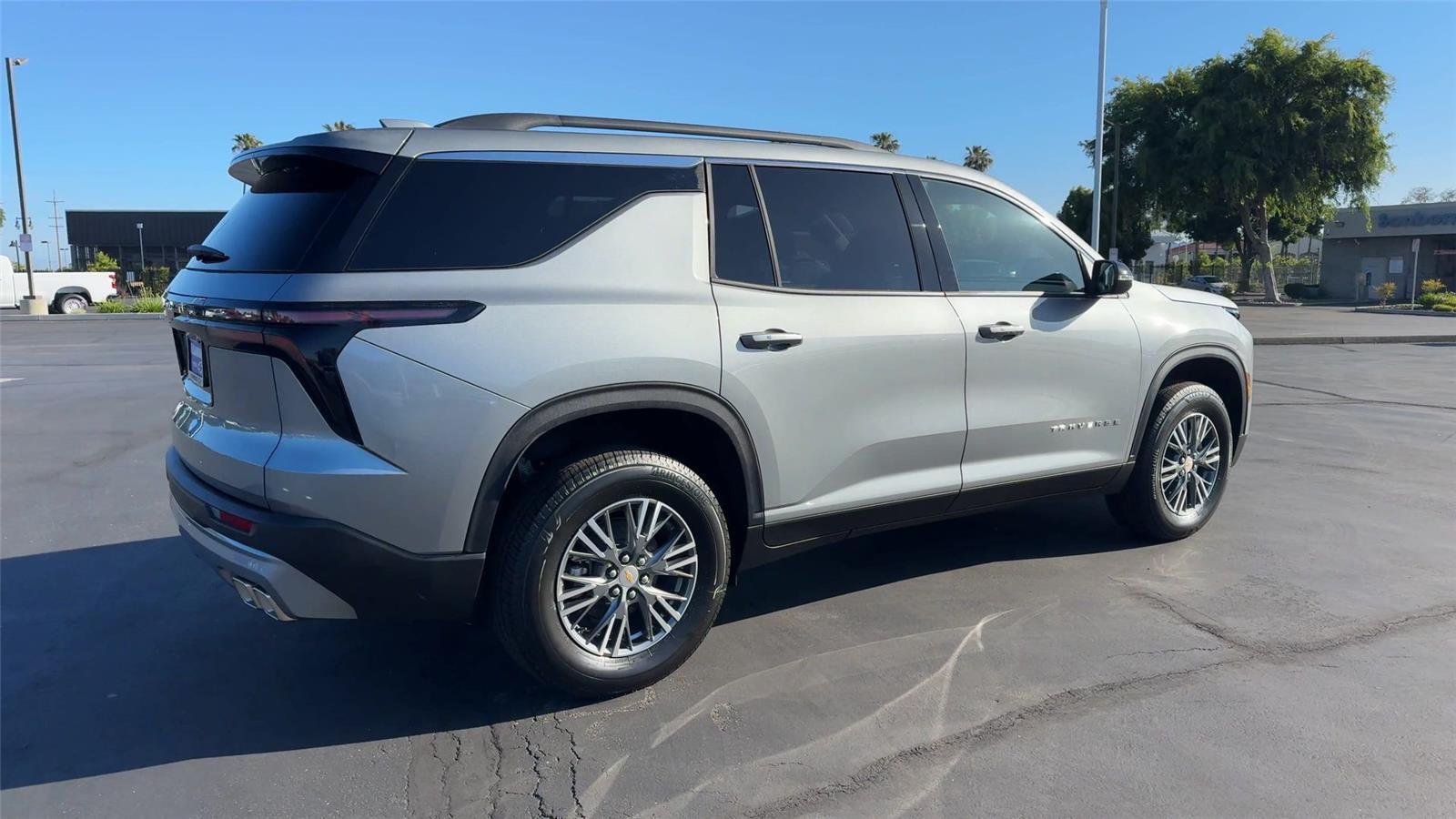 2026 Chevrolet Traverse LT - Photo 3