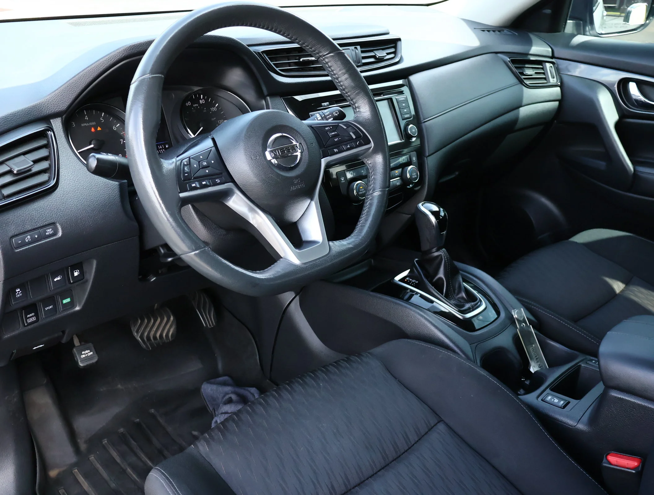 Used 2018 Nissan Rogue SV with VIN KNMAT2MV6JP500752 for sale in Joplin, MO
