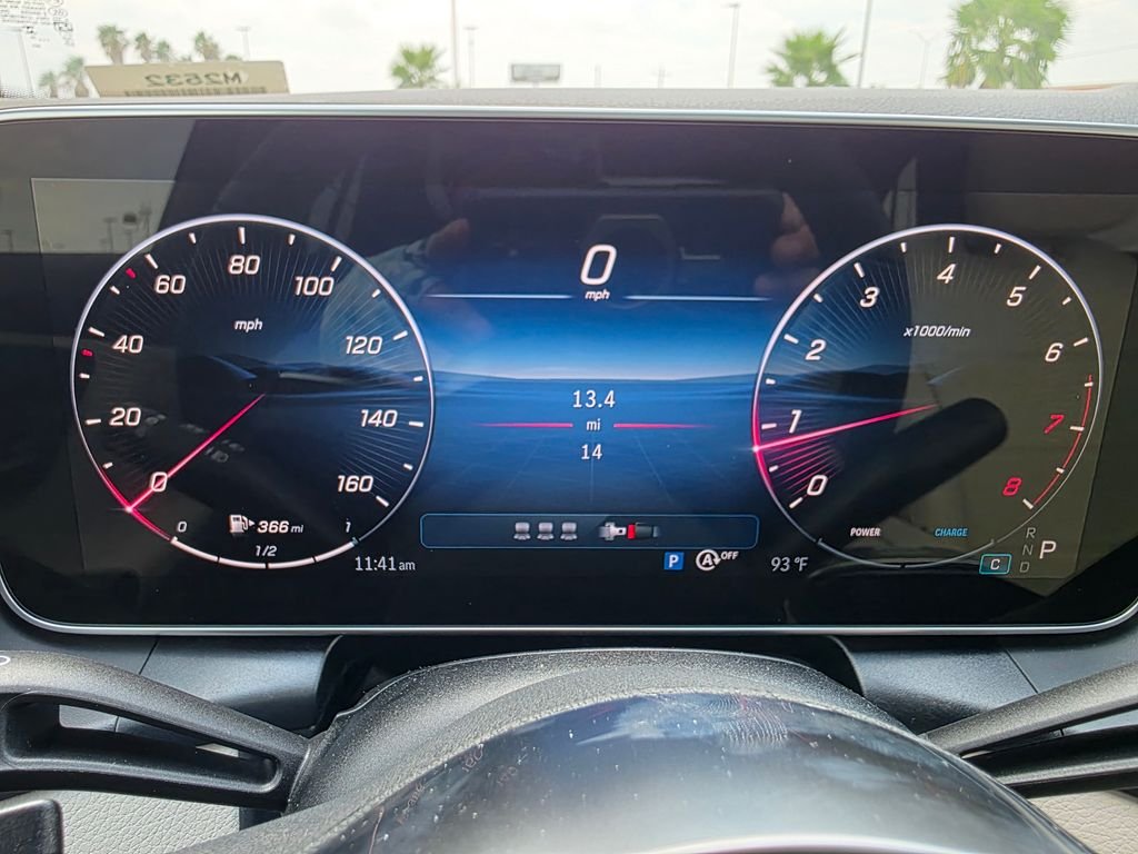 New 2026 Polar White Mercedes-Benz GLC 300 image 23