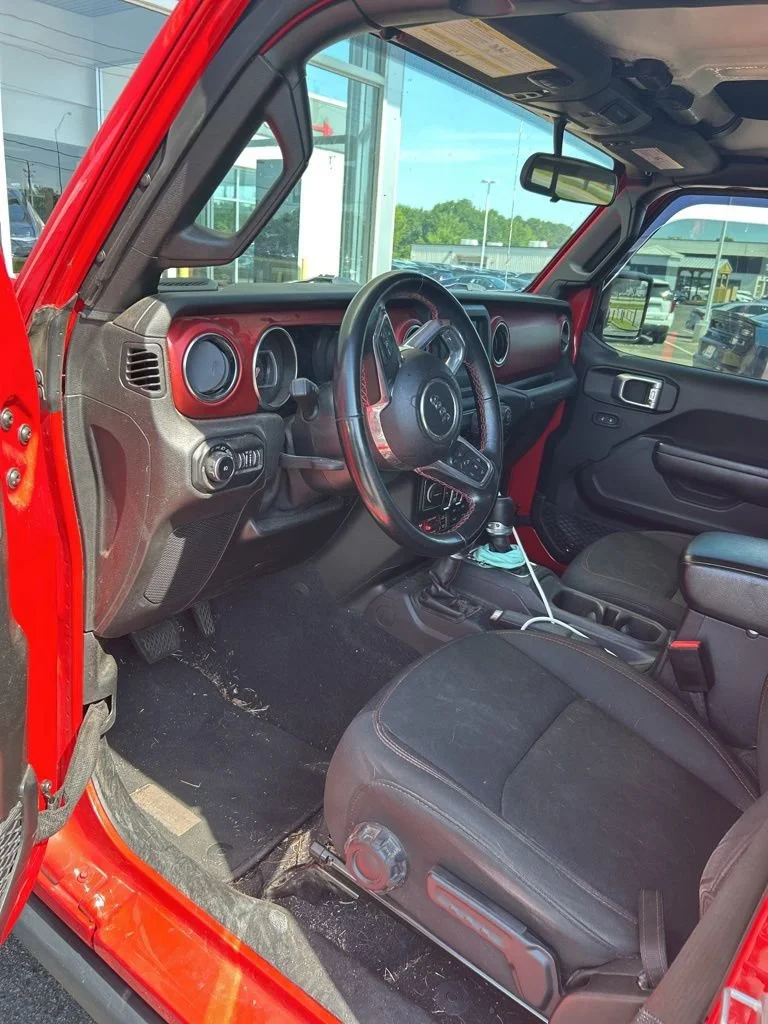 Used 2021 Firecracker Red Clearcoat Jeep Unlimited Rubicon image 11