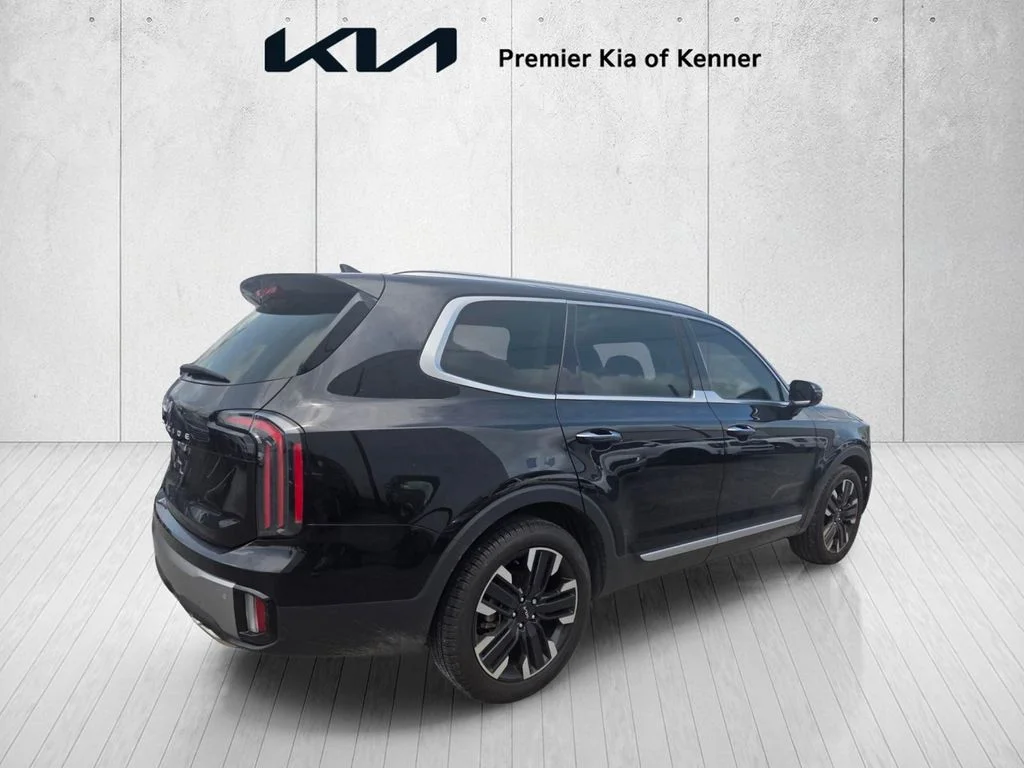Used 2025 Black Kia SX image 4