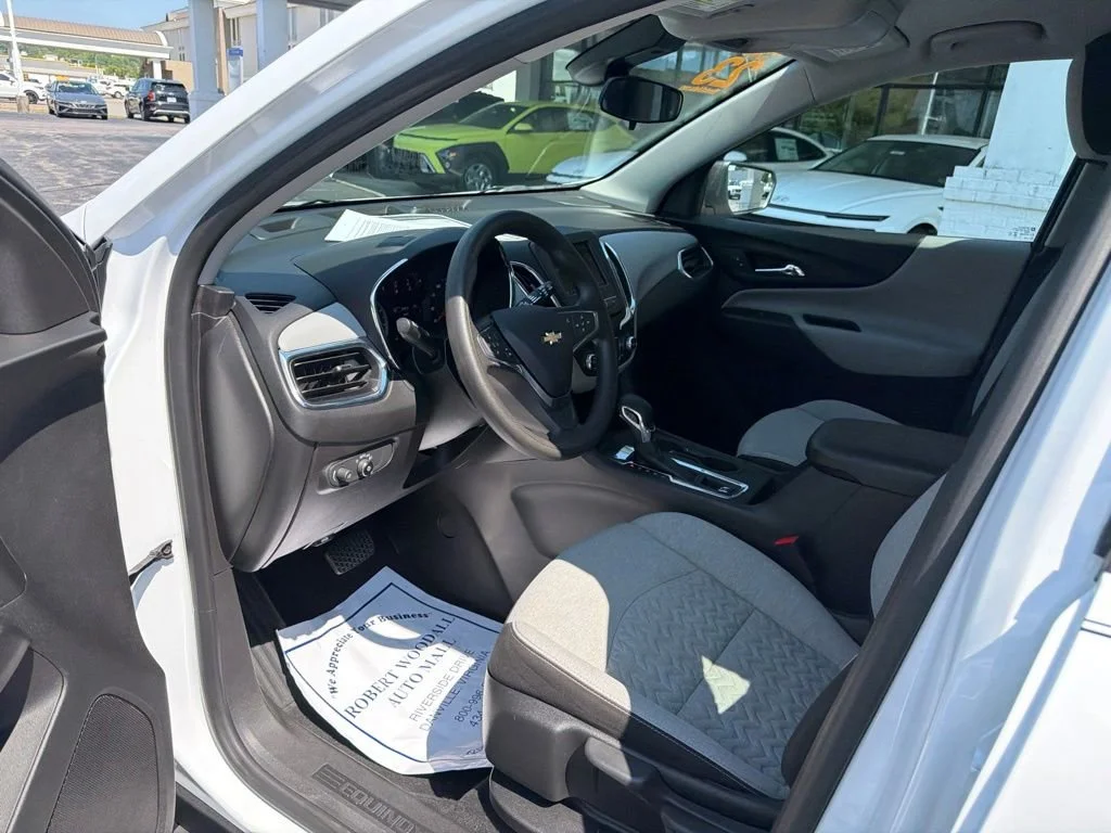Used 2023 Summit White Chevrolet LS image 10