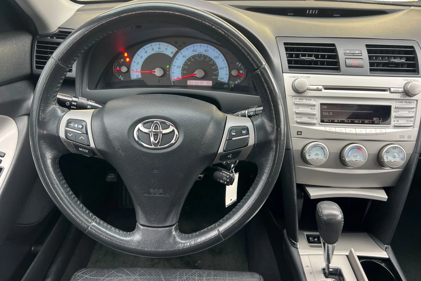 Used 2011 Super White Toyota SE image 14