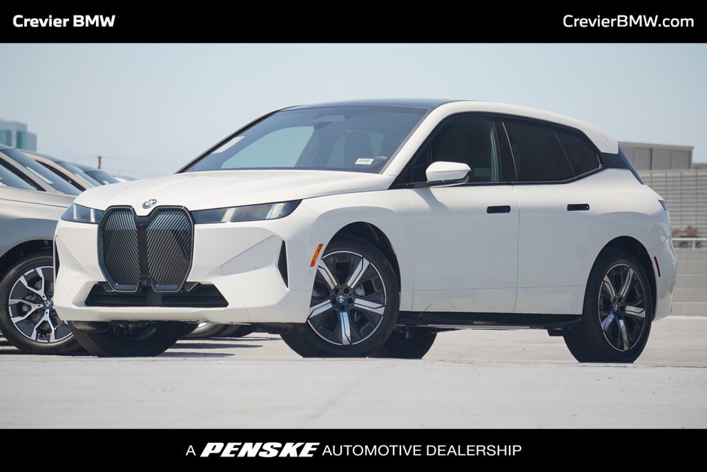 2026 BMW iX xDrive60's photo