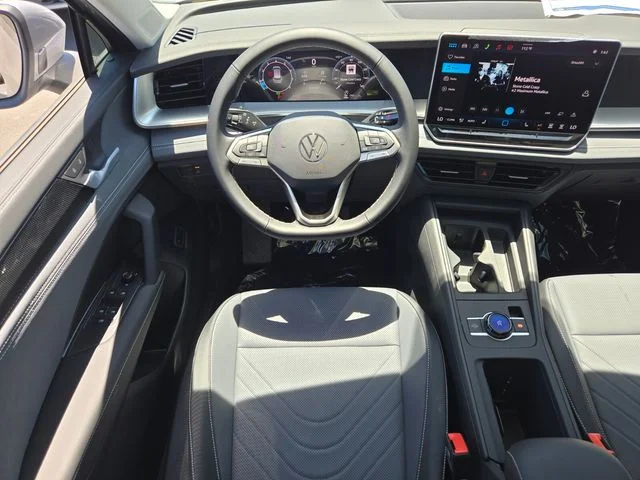 New 2026 Silver Volkswagen 2.0T SE image 9