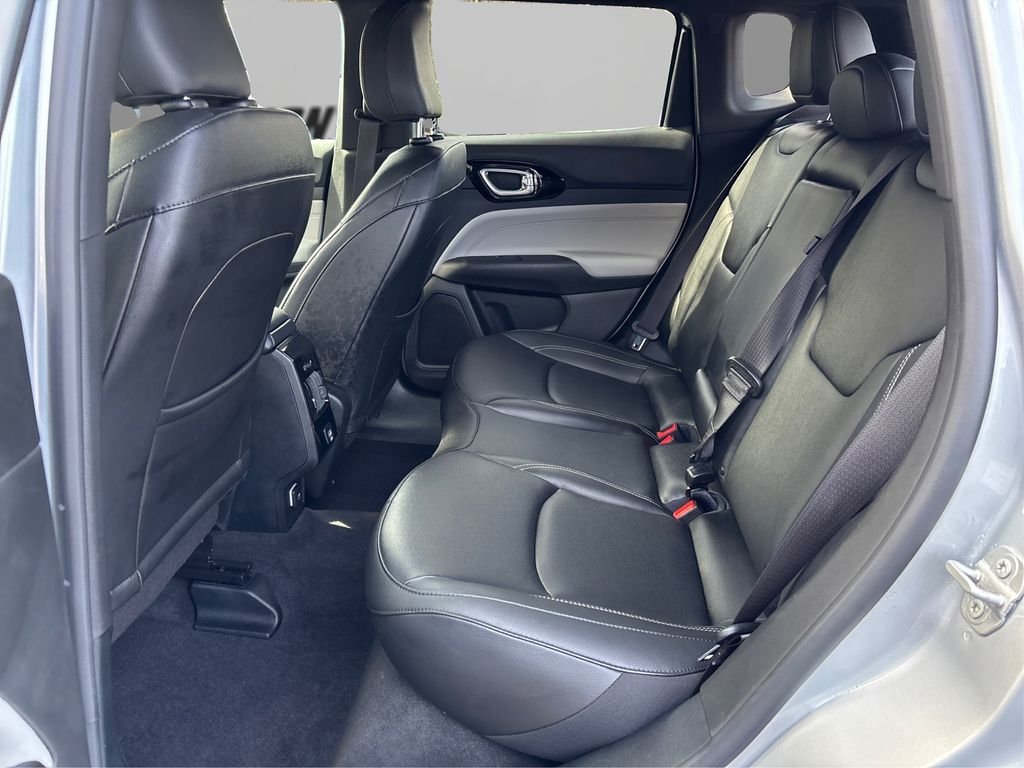 Used 2025 Silver Jeep Limited image 10