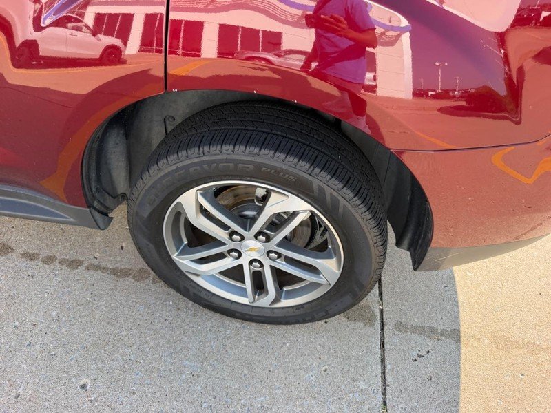 Used 2017 Siren Red Tintcoat Chevrolet Premier image 6