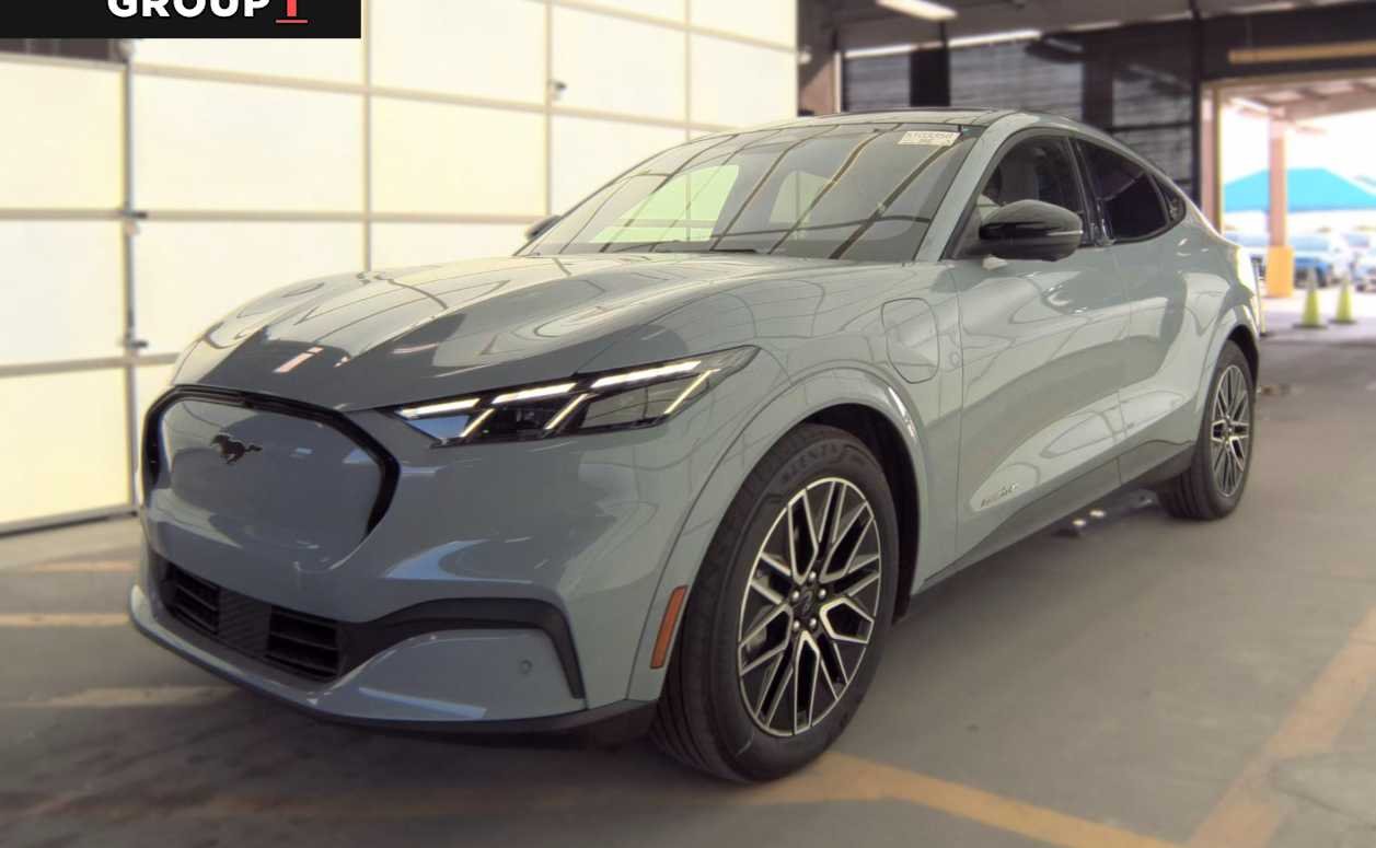 2025 Ford Mustang Mach-E