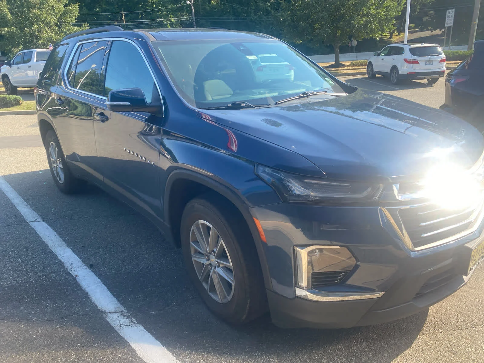 2023 Chevrolet Traverse LT Cloth