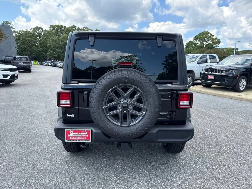 New 2025 Black Clearcoat Jeep Sport S image 4