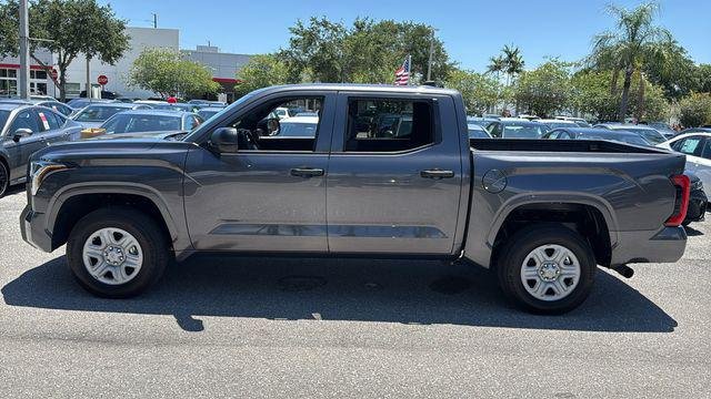 Certified Used 2025 MAGNETIC GRAY MET. Toyota  image 26