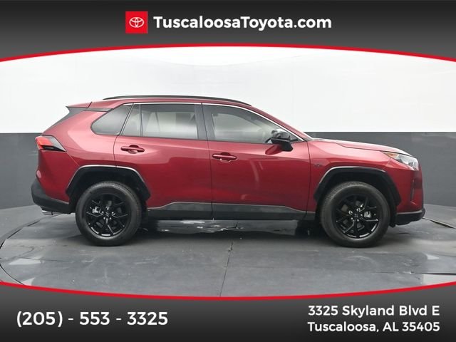 2021 Toyota RAV4 LE FWD's photo