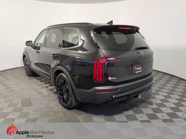 Used 2021 Black Kia EX image 4