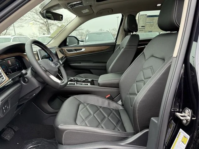 New 2026 Black Volkswagen 2.0T SE w/Technology image 20