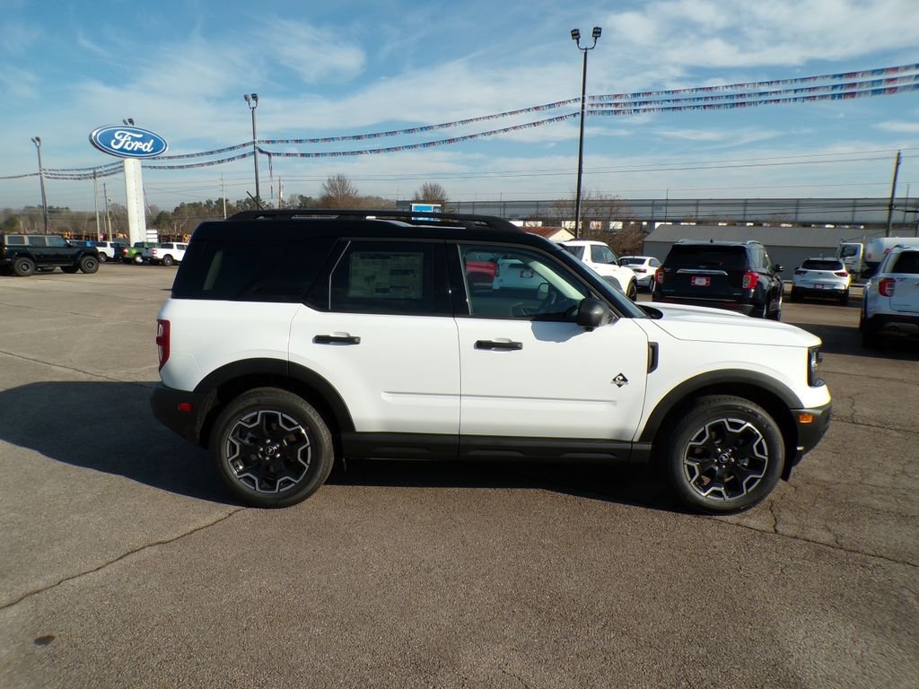 New 2026 Oxford White Ford Outer Banks® image 8