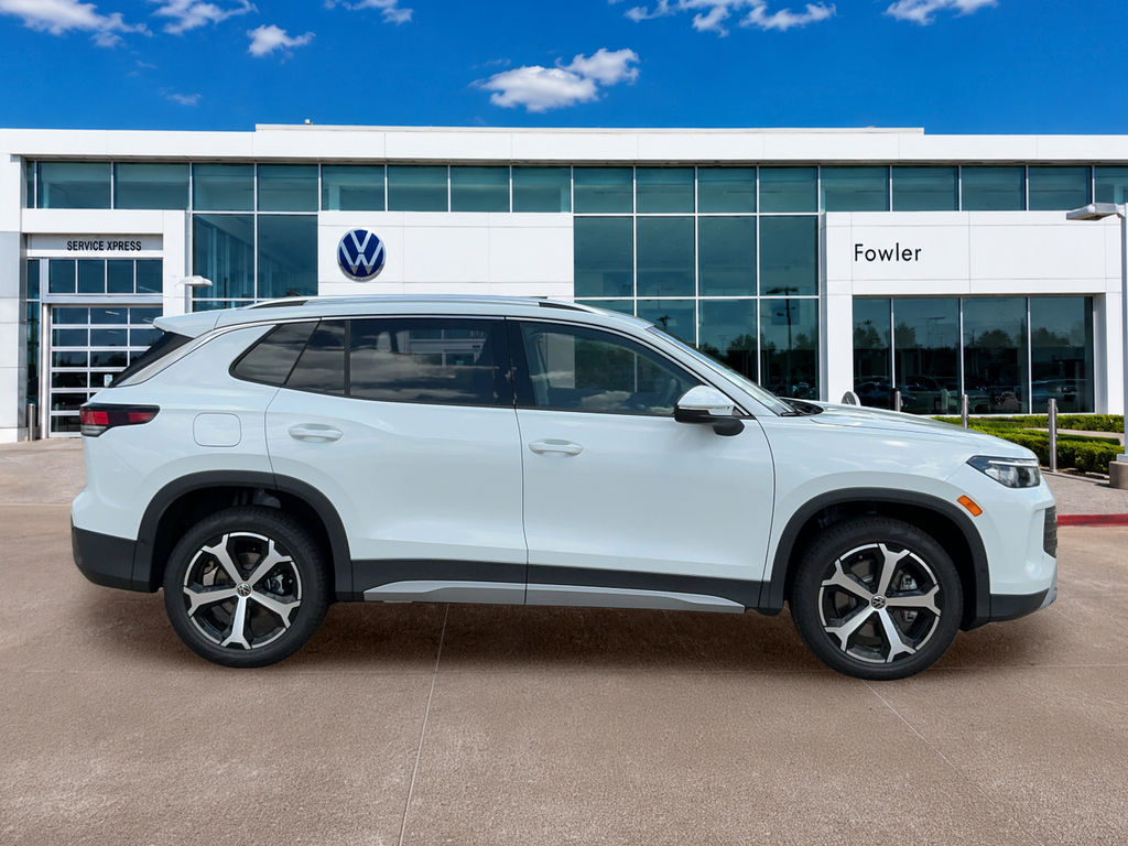 New 2026 White/off-white Volkswagen 2.0T SE image 4
