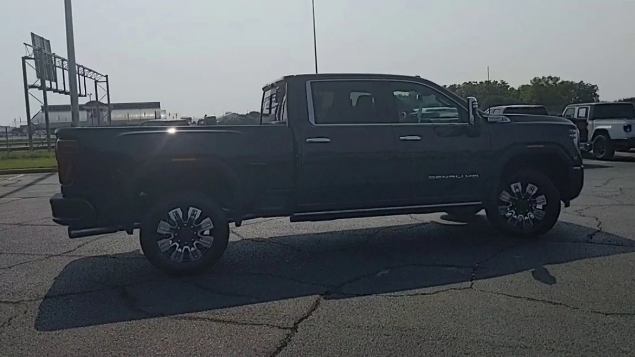 New 2025 Titanium Rush Metallic GMC Denali image 9