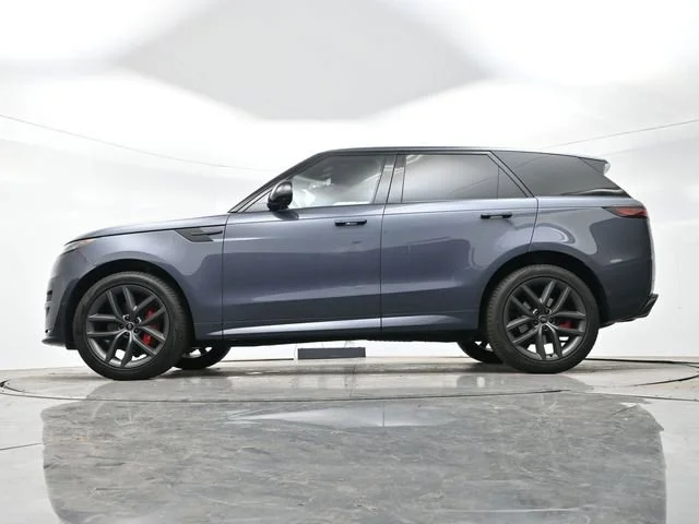 Used 2024 Varesine Blue Metallic [blue] Land Rover Dynamic SE image 28