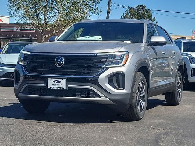 New 2026 Silver Volkswagen 2.0T SE image 4