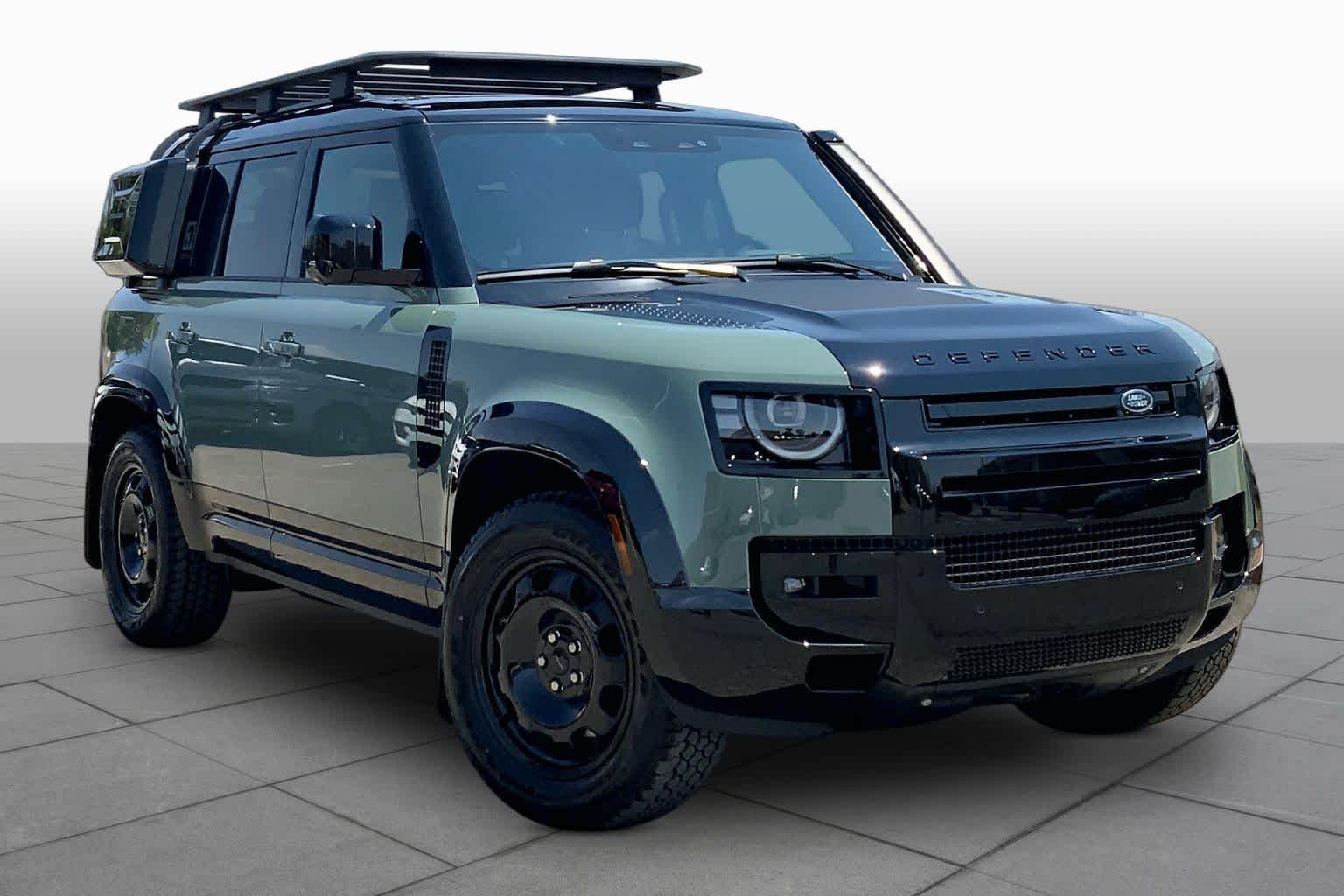 New 2026 GREEN Land Rover  image 2