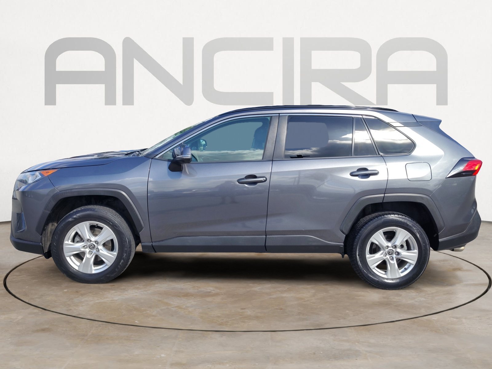 Used 2021 Magnetic Gray Metallic Toyota XLE image 9