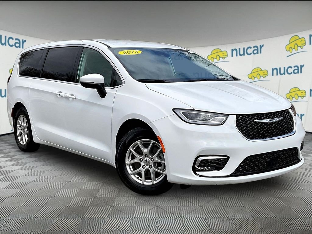 2023 Chrysler Pacifica