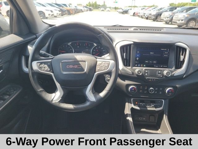 Used 2024 Silver GMC SLT image 4