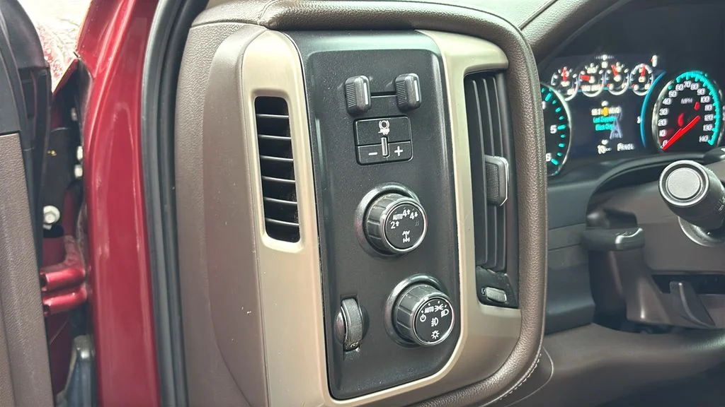 Used 2017 Red GMC Denali image 13