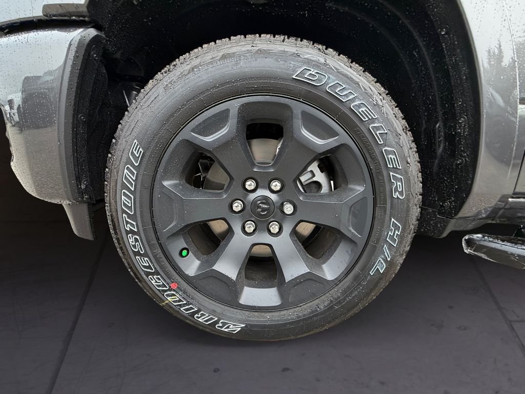 New 2026 Granite Crystal Metallic Clear-Coat Exterior Paint RAM Big Horn/Lone Star image 9