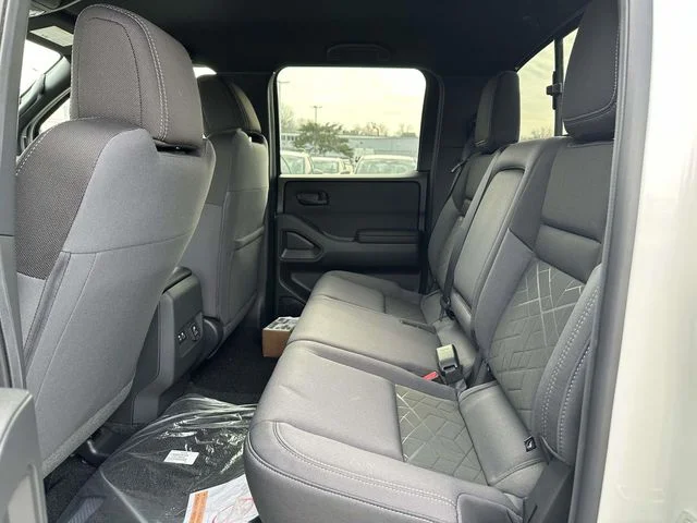 2026 Nissan Frontier SV - Photo 13