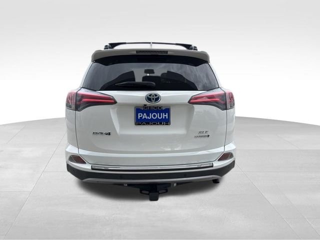 Used 2017 White Toyota XLE image 6