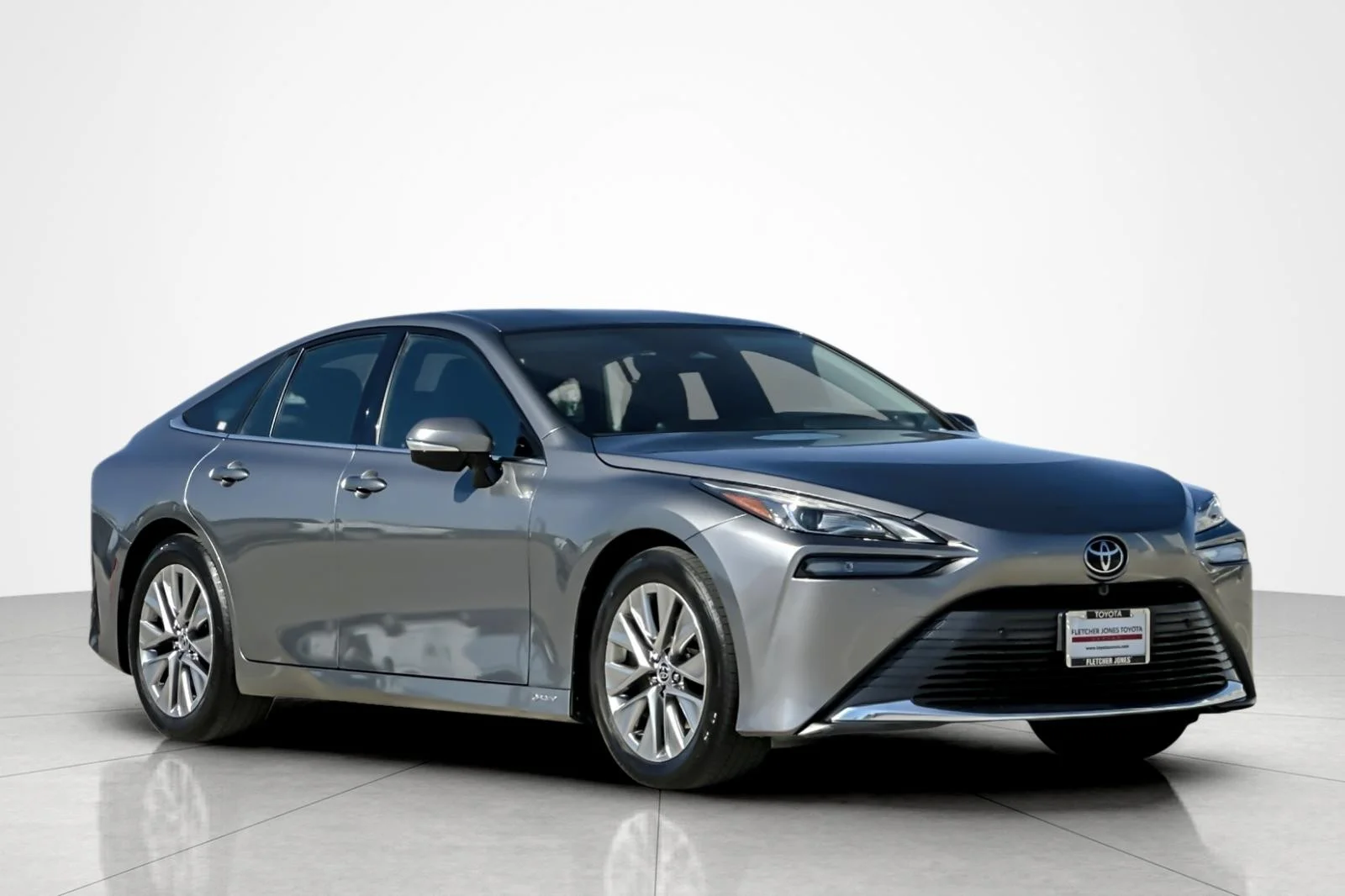 Certified Used 2025 Heavy Metal Toyota XLE image 7