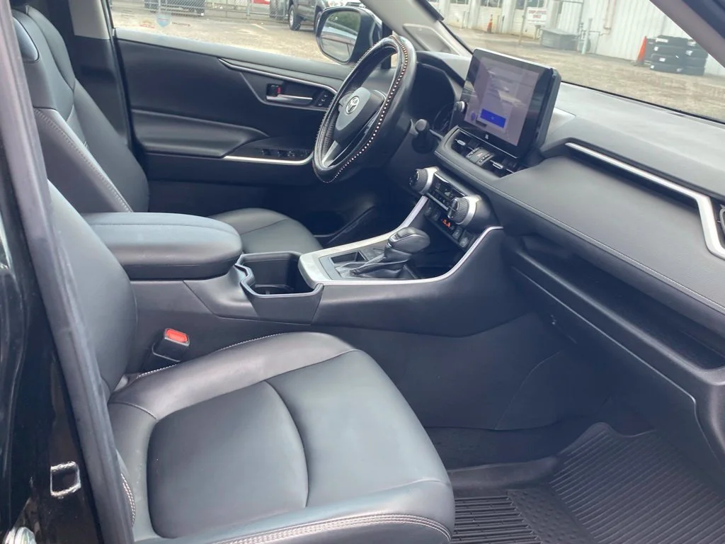 Used 2023 Black Toyota XLE Premium image 16