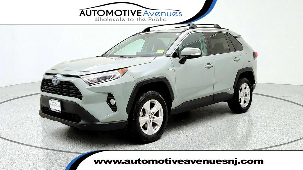 Used 2021 Lunar Rock Toyota Hybrid XLE AWD w/ Weather Package image 1