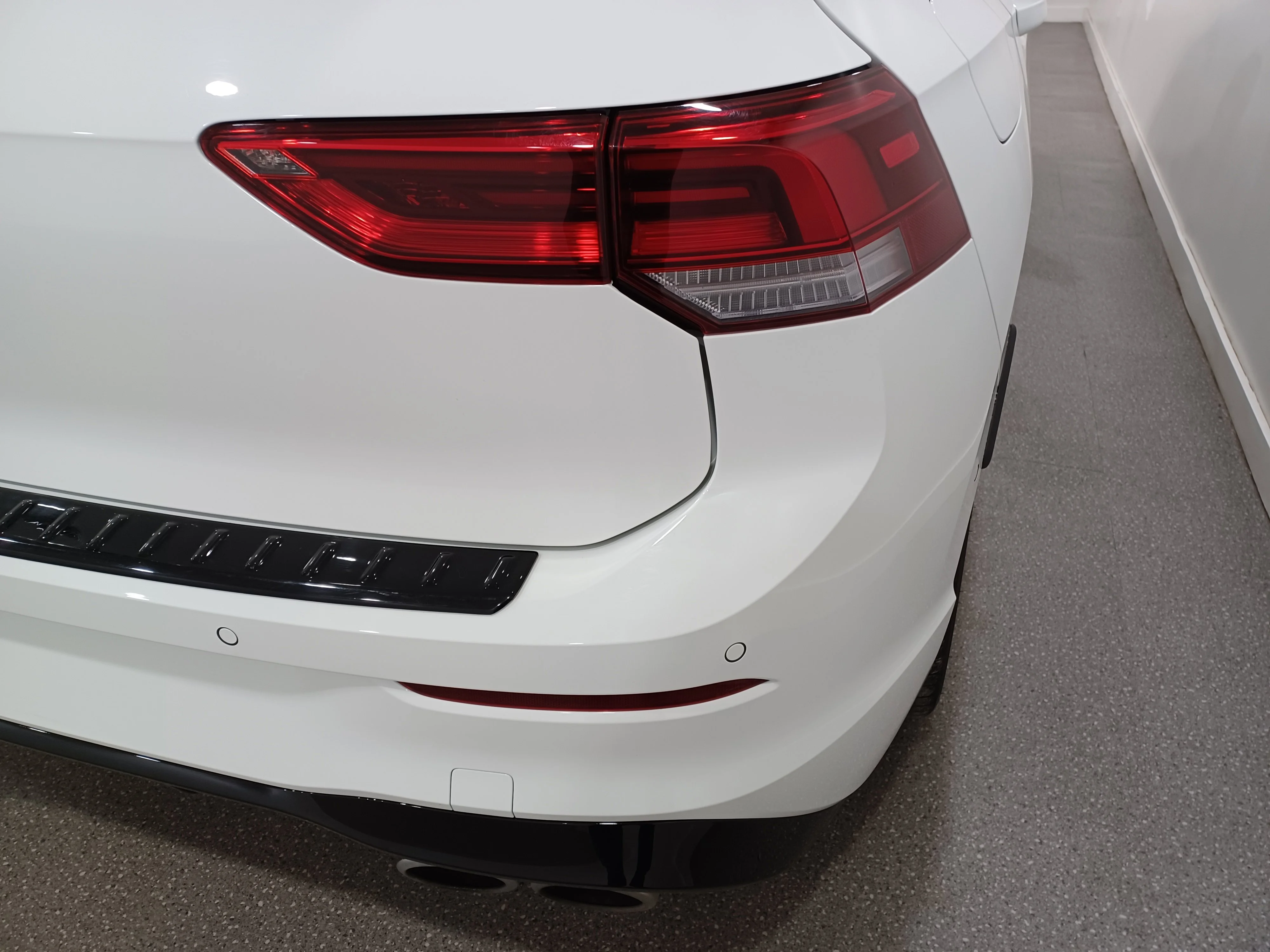 Certified Used 2024 White Volkswagen R 4Motion DSG*315HP!! | AWD | Nav | Cooled Seats | Sunroof | Htd Wheel | Harman/Kardon® Audio image 23