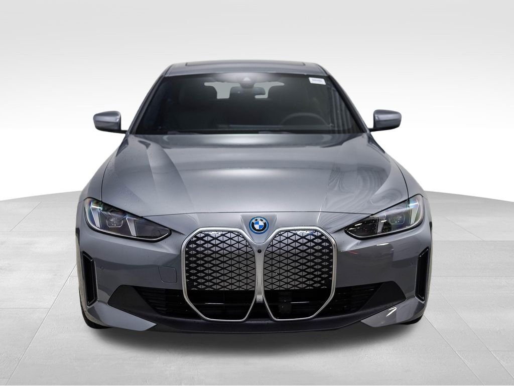 2025 BMW i4 40 - Photo 8