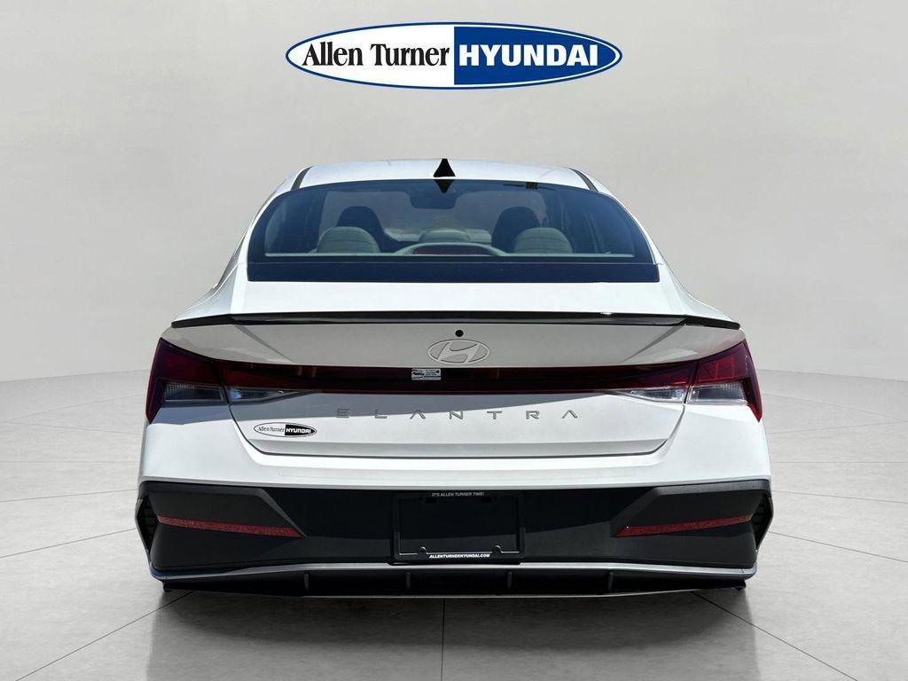 New 2026 Serenity White Hyundai SEL Sport image 7
