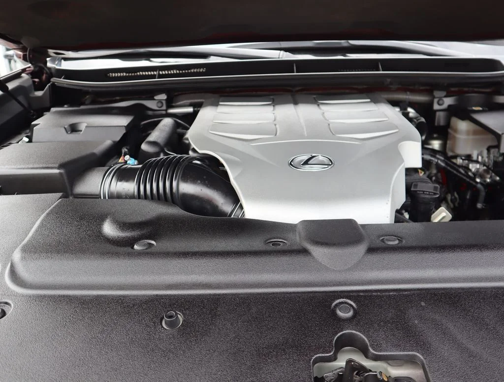 Used 2021  Lexus 460 Luxury image 13