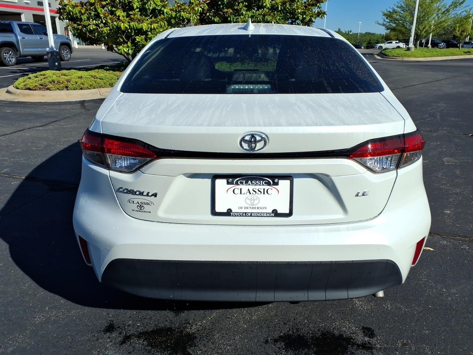 Used 2026 Wind Chill Pearl Toyota LE image 8