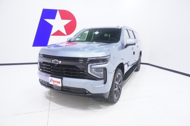 2026 Chevrolet Suburban RST 2WD's photo