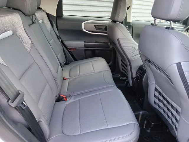 New 2026 Oxford White Ford Badlands® image 29