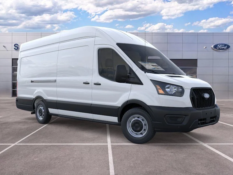 New 2026 Oxford White Ford Base image 7