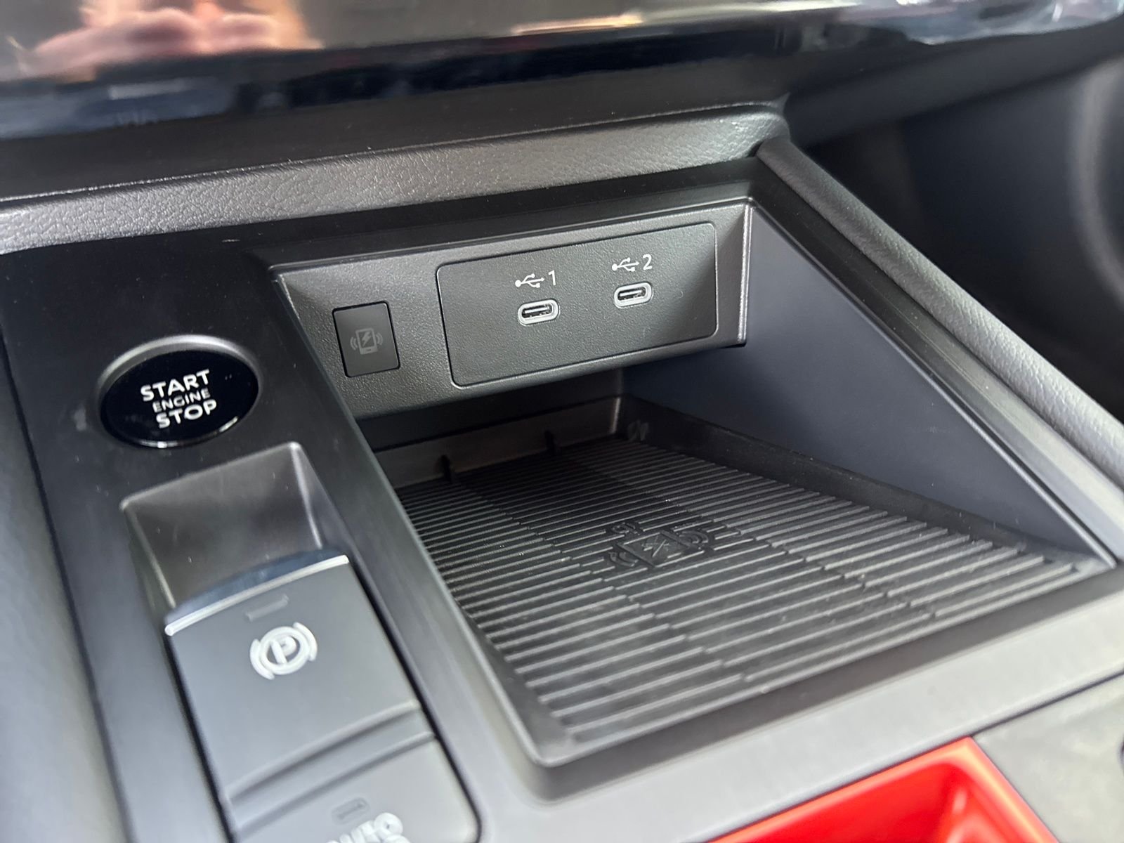 New 2026 Nissan Kicks SR 4D Sport Utility