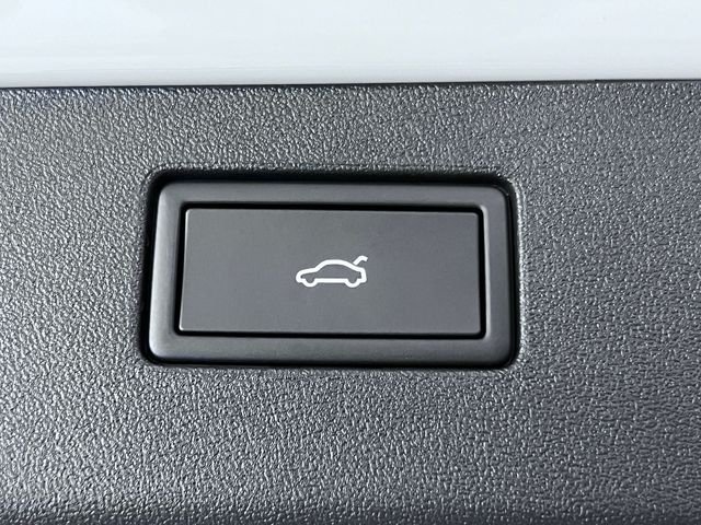 New 2026 Beige Volkswagen 2.0T SE R-Line Black image 6