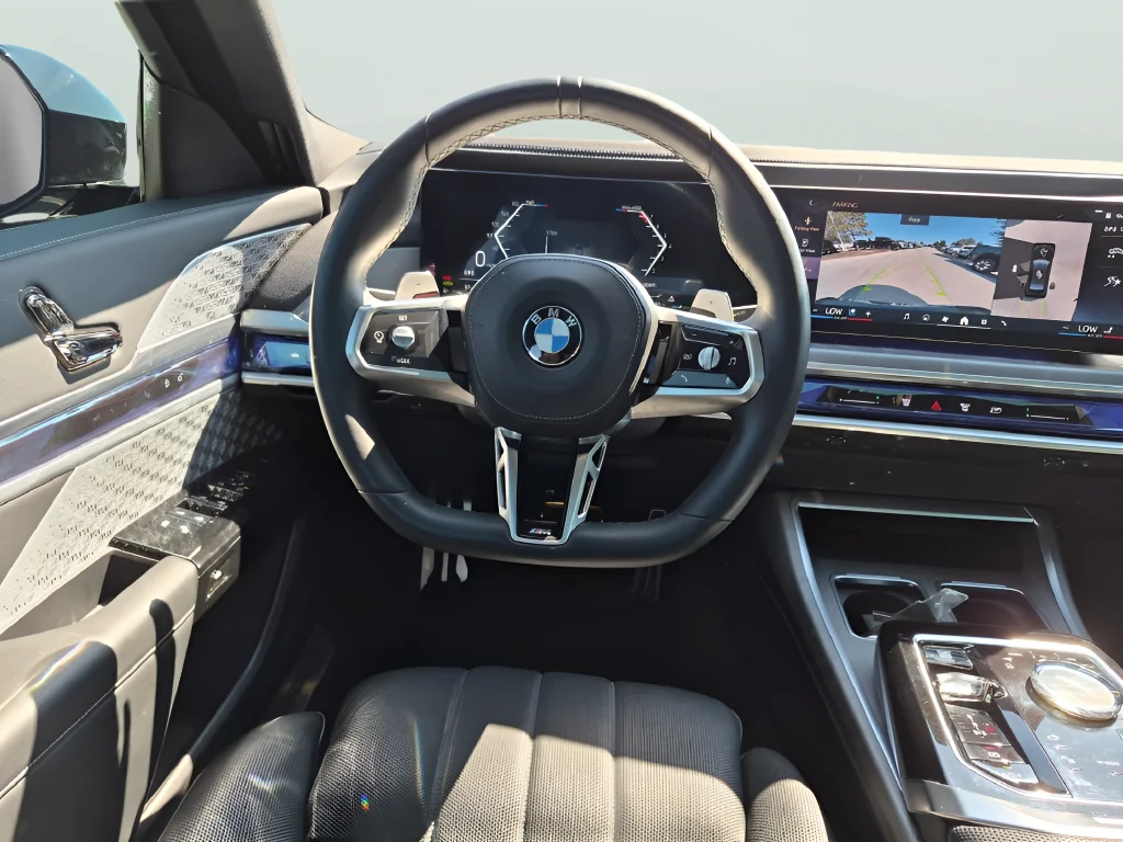 Used 2023 Black BMW 740i image 29