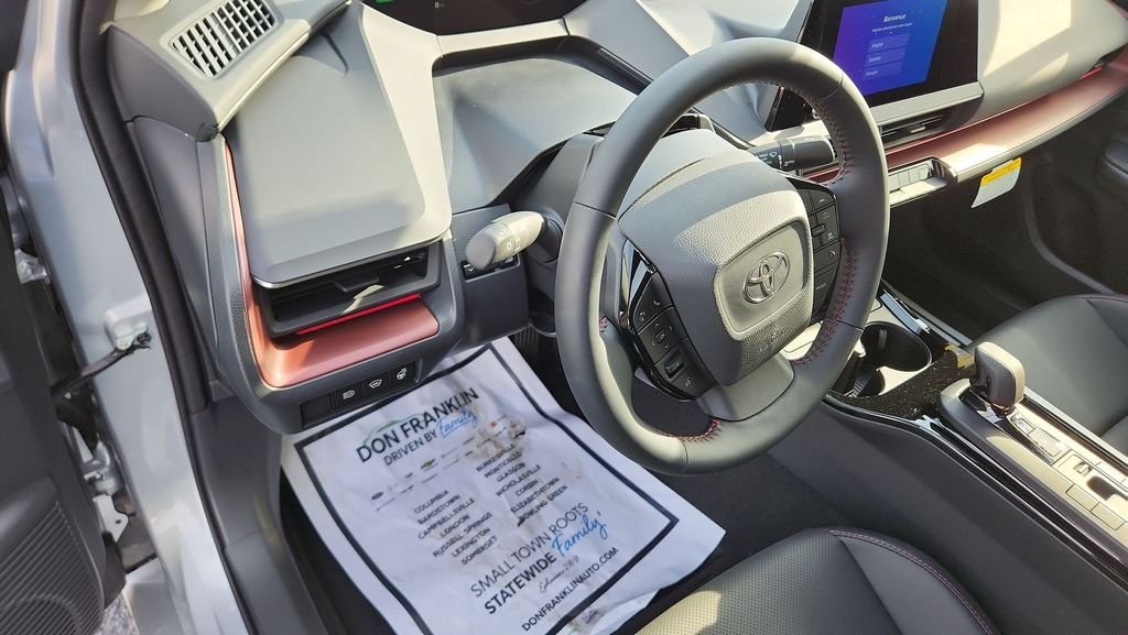 2026 Toyota Prius Plug-in Hybrid XSE - Photo 18