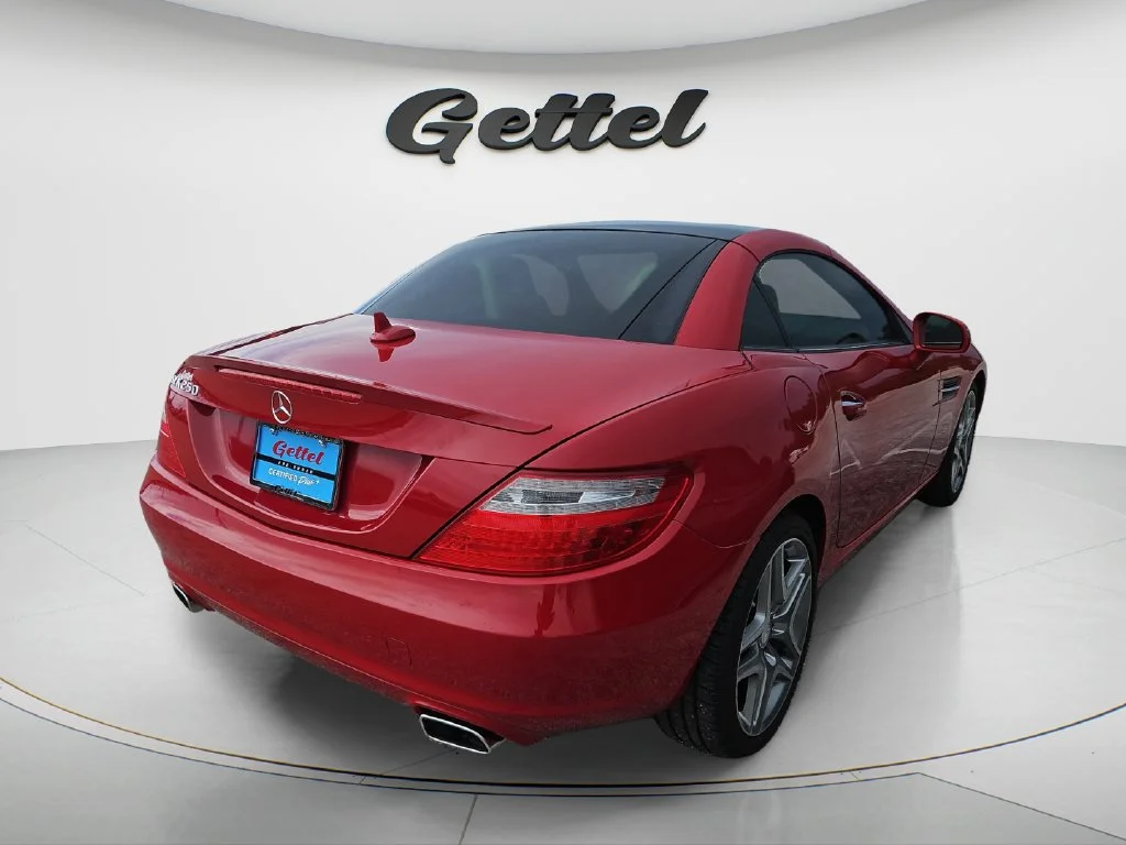 Used 2014 Black Mercedes-Benz SLK 250 image 4