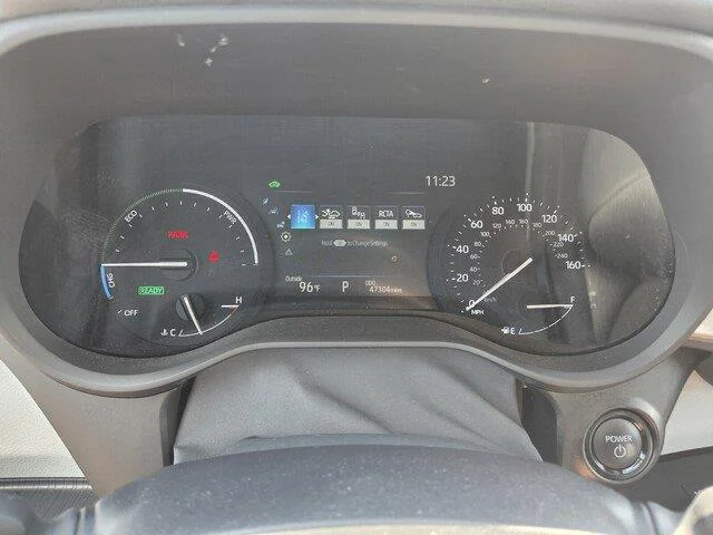 Used 2025 Ruby Flare Pearl Toyota LE image 17