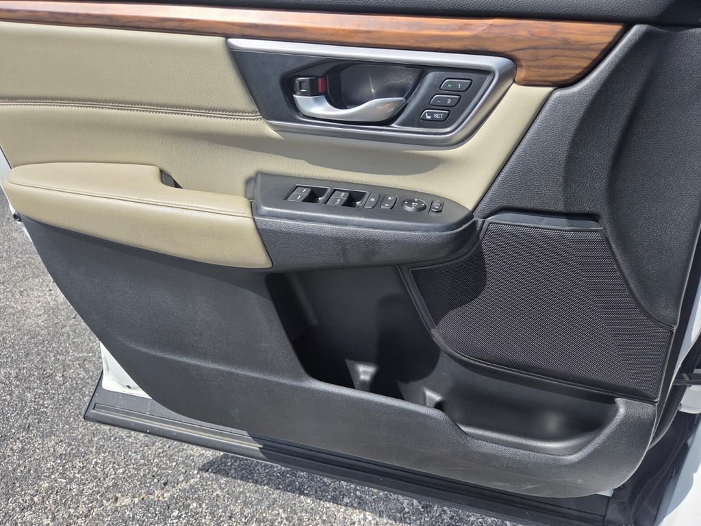 Used 2021  Honda EX-L image 21