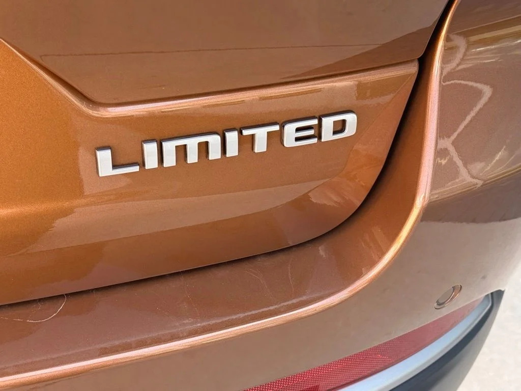 New 2026 Copper Shino Metallic Clear-Coat Exterior Paint Jeep Limited image 35